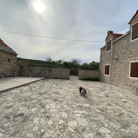 Appartement Stone Aria