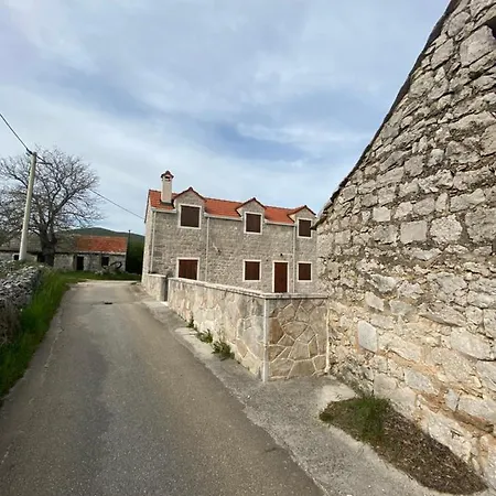 Διαμέρισμα Stone Aria Velika Čista