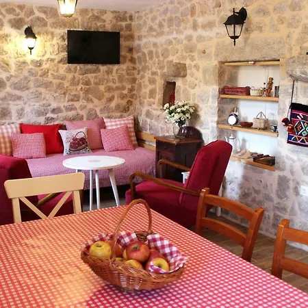 Stone Aria Apartment