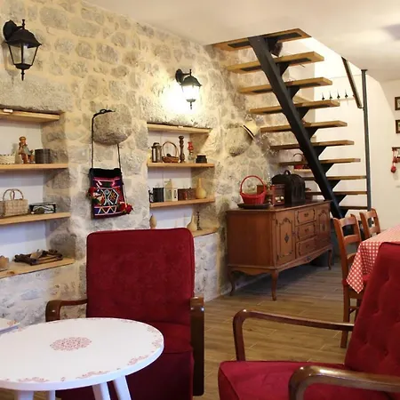 Stone Aria * Velika Cista (Split-Dalmatia)